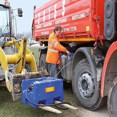 SENSOR TECHNIK AdBlue tartály 7